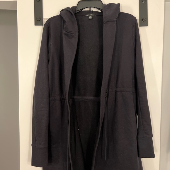 Beyond Yoga On The Go jacket- black size S/P - Picture 2 of 9